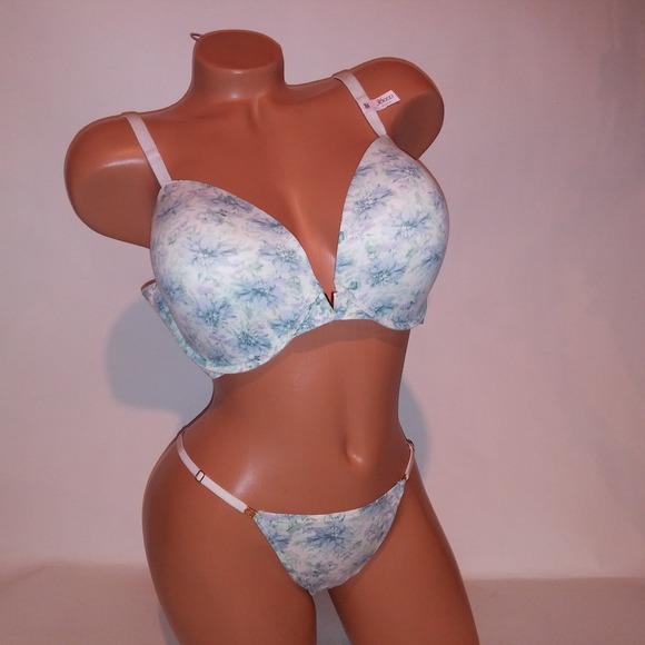 Victoria Secret Bra Set 36DDD Push Up Medium Thong Panty Blue White Floral New - Picture 11 of 11